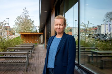 Portrettbilde av Veronica Paulsen Haga, regionsdirektør Stor-Oslo Service, utenfor GKs hovedkontor på Ryen i Oslo.
