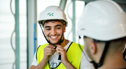 Arben Bajramaj jobber som elektriker i GK