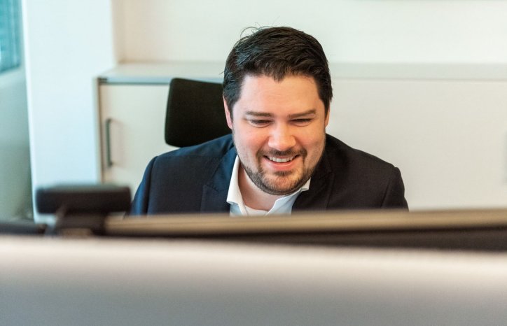 Forretningsutvikleri GK, Even Augensen, på kontoret