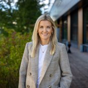 Portrett av Stine Fjærli Sjøthun, divisjonsdirektør Byggautomasjon, GK