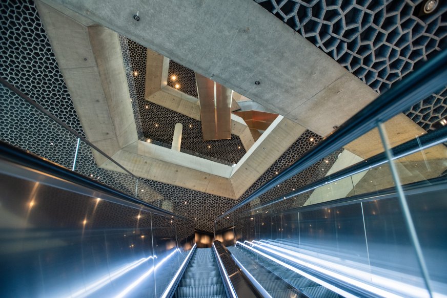 Vi har levert ventilasjon i det flotte Deichmanske bibliotek i Oslo. Et utfordrende og imponerende prosjekt med skjult ventilasjon.